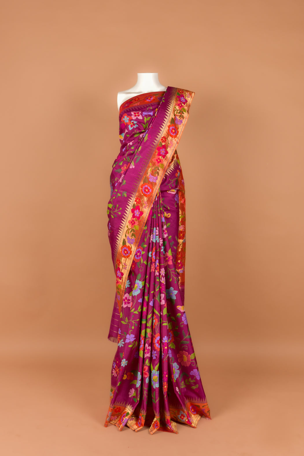 Jari Border Allover Paithani