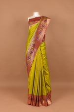 Bangdi more brocade paithani
