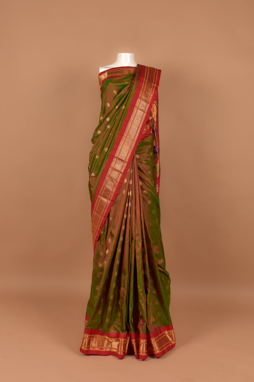 Dhupchao Aarpar Paithani