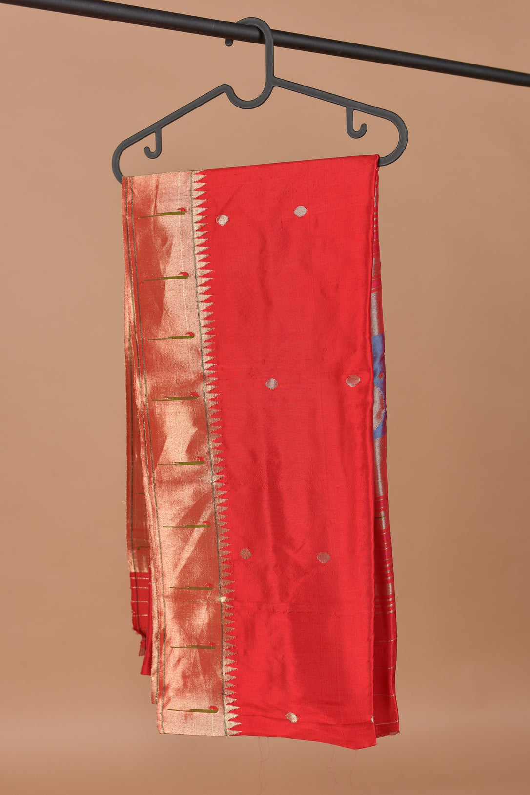 Red Single Muniya Shela